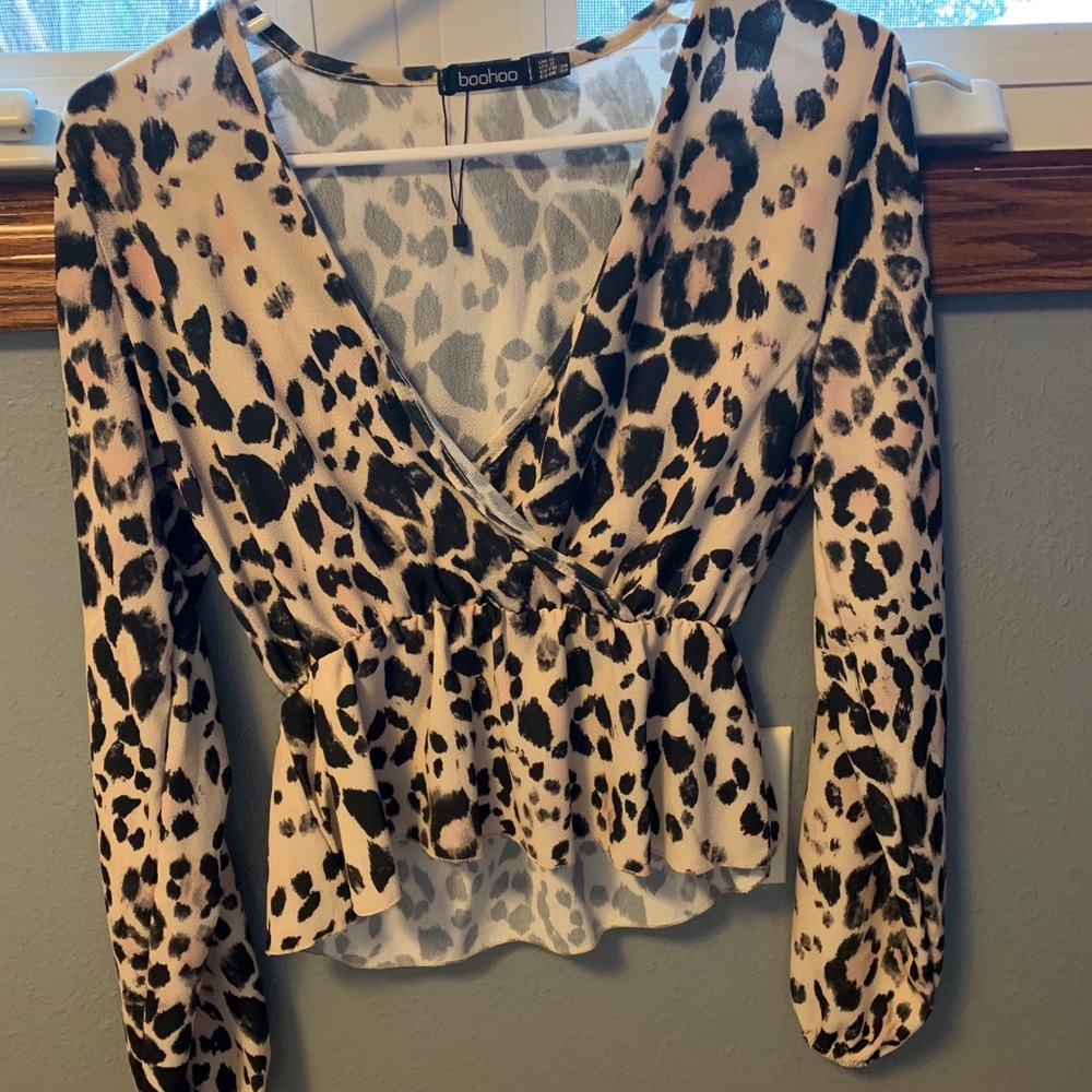 Leopard print top